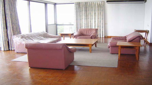 🔼🔽 AccomA 📩  2 BR Condominium @Baan Yen Akard (2026803)