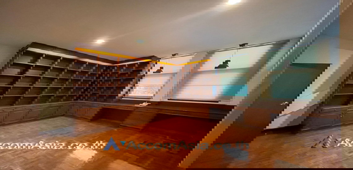 picture 🔼🔽 AccomA 📩 Home Office,Garden 3 BR House in Khlong Toei Nuea (AA12557) - 9/17