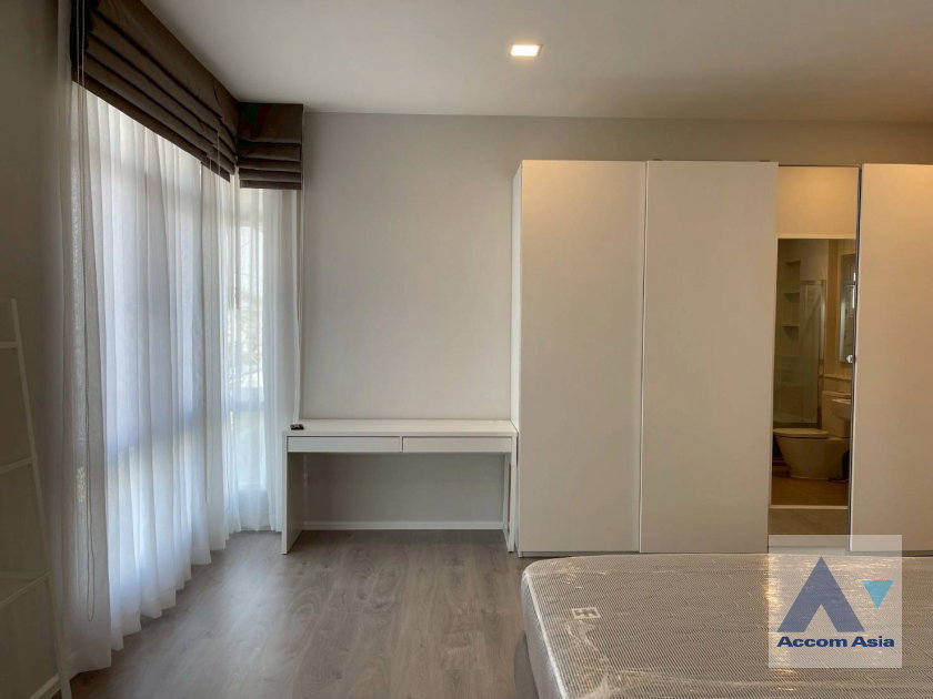 รูป 🔼🔽 AccomA 📩  Modern house with soft interior and greenery view in Pattanakarn (AA43473) - รูปที่ 14/15