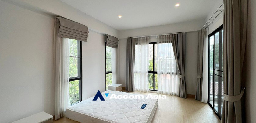รูป 🔼🔽 AccomA 📩 Charming townhouse in the prime Sathorn area with stylish design (AA25860) - รูปที่ 13/20