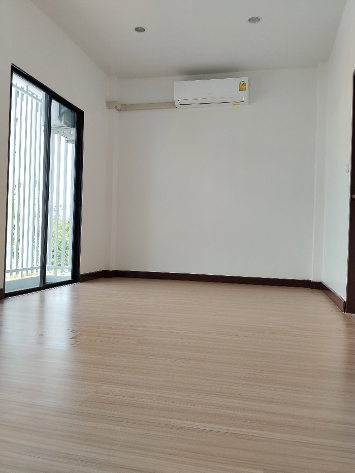 รูป บ้านรีโนเวทใหม่หลังริม3ห้องนอน2ห้องนำ้เครือสหพัฒน์ - รูปที่ 19/31