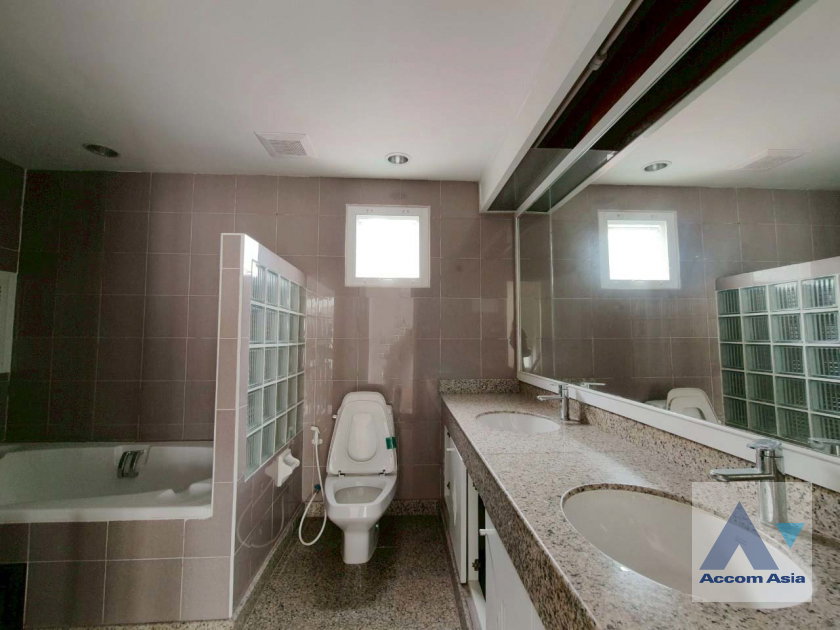 picture 🔼🔽 AccomA 📩 5 BR Townhouse @A Homely Place Residence (AA44091) - 17/20
