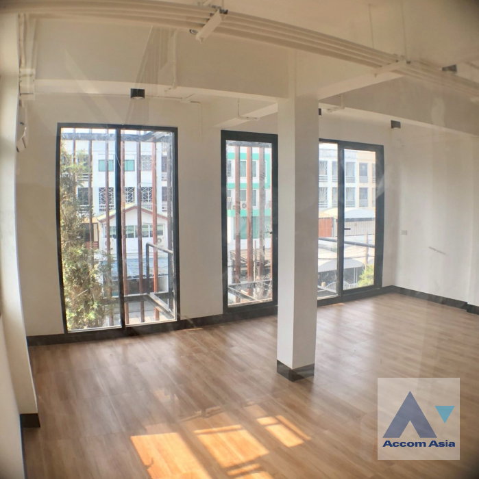 picture 🔼🔽 AccomA 📩 Home Office 5 BR House in  Suan Luang (AA28171) - 4/9