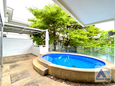 Houses for rent Charn Issara Tower 2 : 🔼🔽 AccomA 📩 Duplex Condo,Private Swimming Pool,Pet friendly 4 BR House @Homely atmosphere Compound (AA36196)