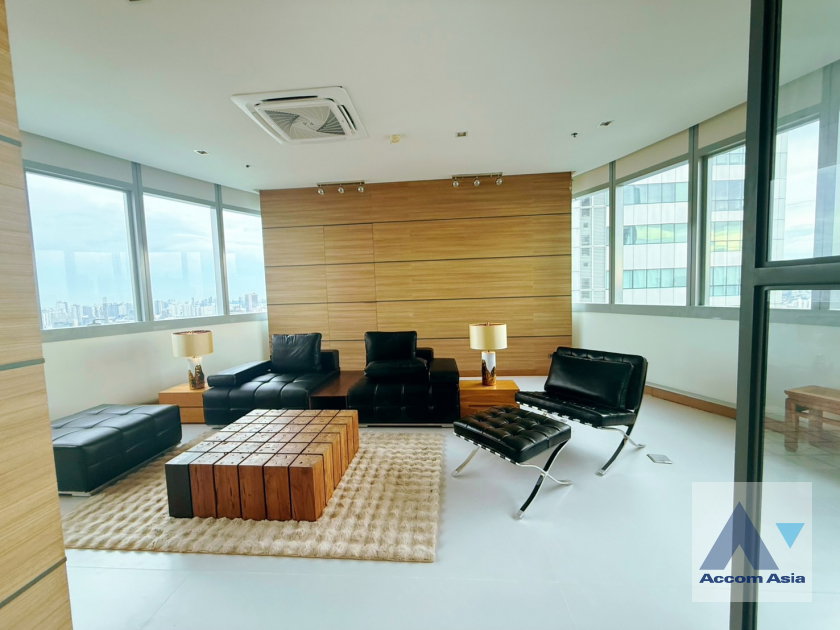 picture 🔼🔽 AccomA 📩 Penthouse Duplex with City View ( AA16215 ) - 5/20