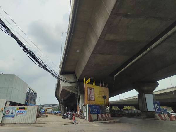 รูป ขายที่ดินพระราม 9 ติดถนนใหญ่และสถานีรถไฟฟ้าสายสีส้ม ขึ้นอาคารสูงได้ ในราคาถูกที่สุด 063-363-4664 - รูปที่ 2/4