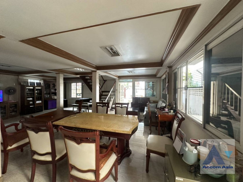 รูป 🔼🔽 AccomA 📩  4 BR House in Phra Khanong Nuea (AA41441) - รูปที่ 1/13