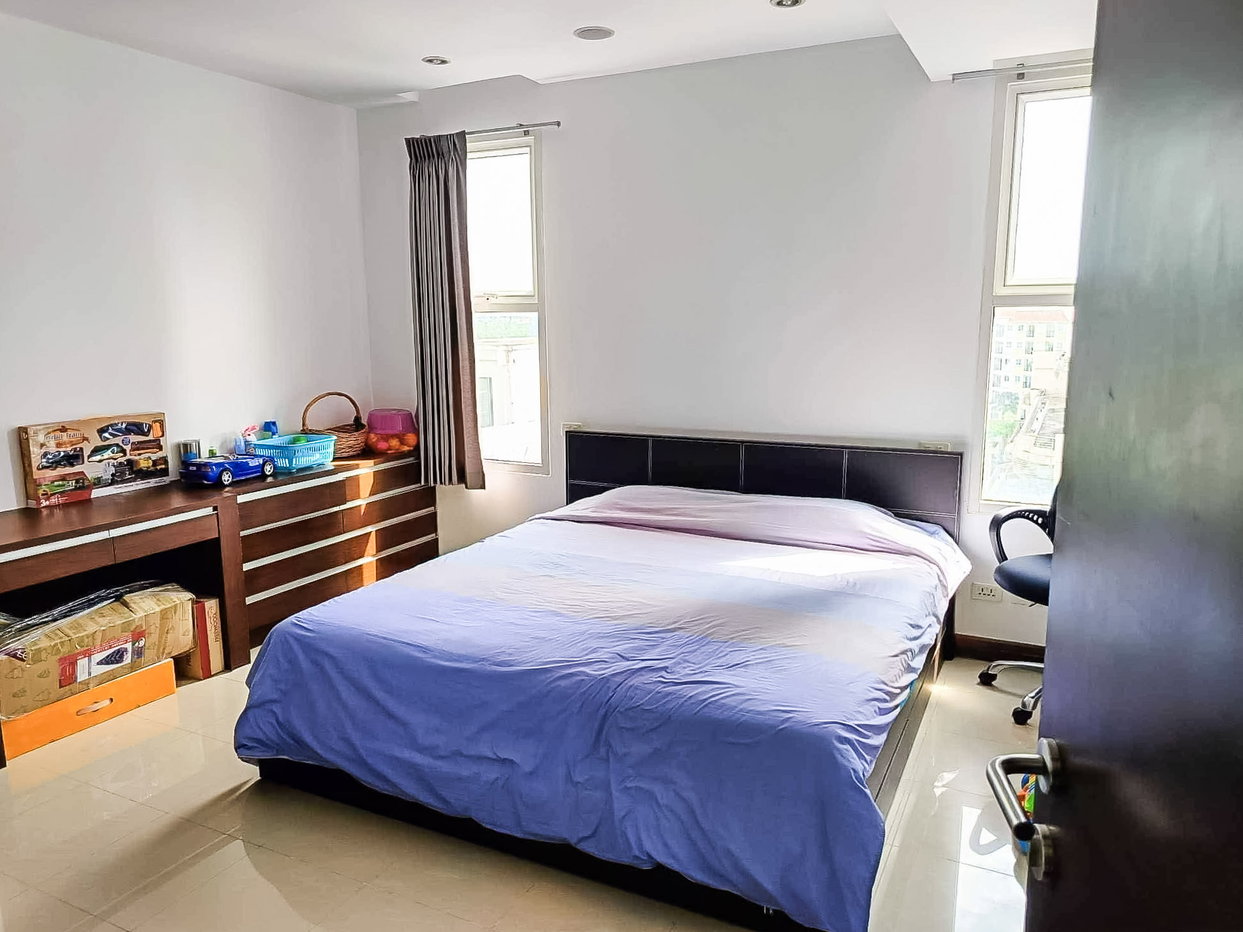 รูป La Royale Beach Condominium for Sale 2BR Sea View Pattaya - รูปที่ 6/10