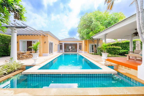 Pool Villa for Sale East Pattaya Khao Talo Luxury Large Land