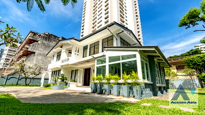 เช่าบ้านเดี่ยว วัน แบงค็อก   : 🔼🔽 AccomA 📩 Home Office 3 BR House in Khlong Tan Nuea (2315770)