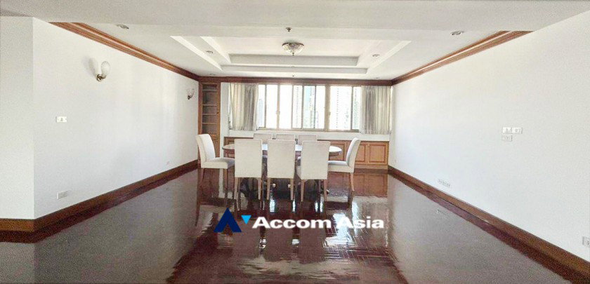 picture 🔼🔽 AccomA 📩 Classic wood-finished condo with large balcony in Sukhumvit (24440) - 3/15
