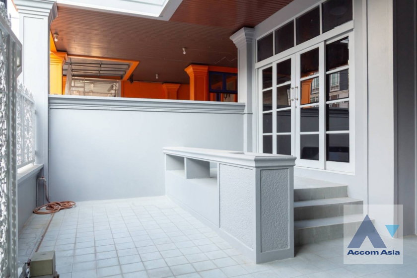 รูป 🔼🔽 AccomA 📩 Spacious townhouse with greenery and open-plan comfort in Sathorn - รูปที่ 15/15