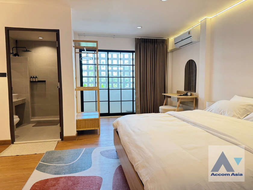 picture 🔼🔽 AccomA 📩 Fully Furnished 3 BR Townhouse in Phra Khanong Tai (AA45901) - 10/11