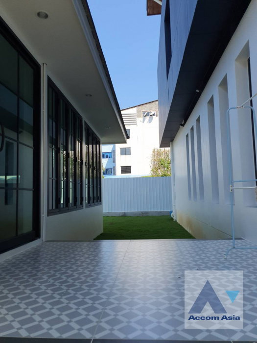 รูป 🔼🔽 AccomA 📩 Luxury,Fully Furnished 5 BR House in  Suan Luang (AA41324) - รูปที่ 12/18