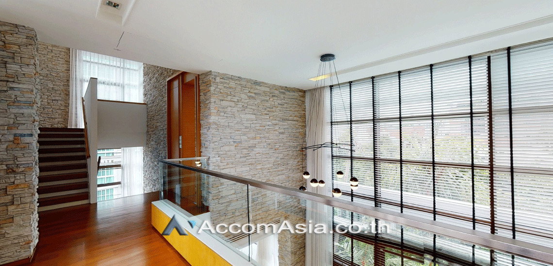 รูป 🔼🔽 AccomA 📩 Private Swimming Pool,Double High Ceiling 4 BR House in Khlong Tan Nuea (AA14160) - รูปที่ 20/20