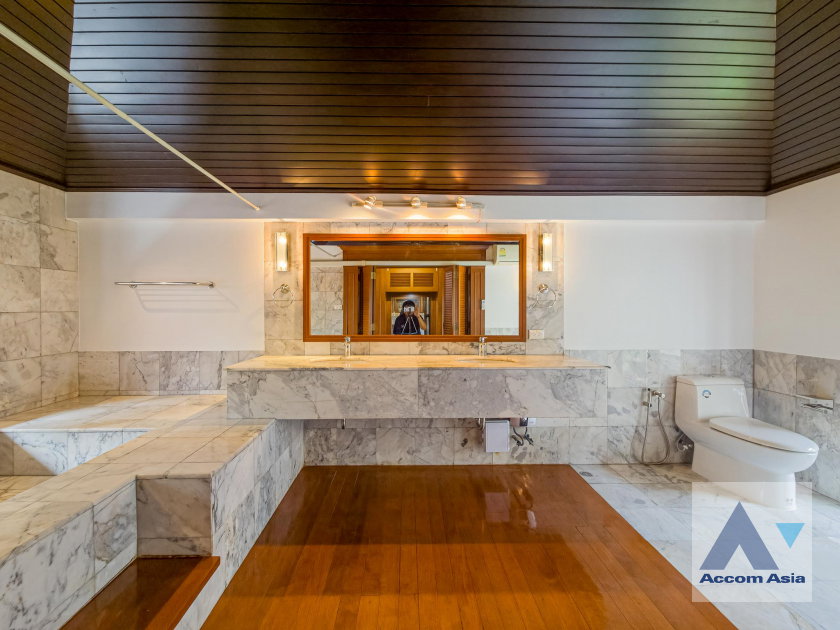 รูป 🔼🔽 AccomA 📩 Unique traditional Thai House For rent, near BTS Phrom Phong (AA21645) - รูปที่ 20/20