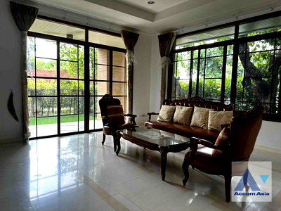 Houses for rent ม.นานาชาติแสตมฟอร์ด : 🔼🔽 AccomA 📩  5 BR House @Peaceful compound (AA44897)