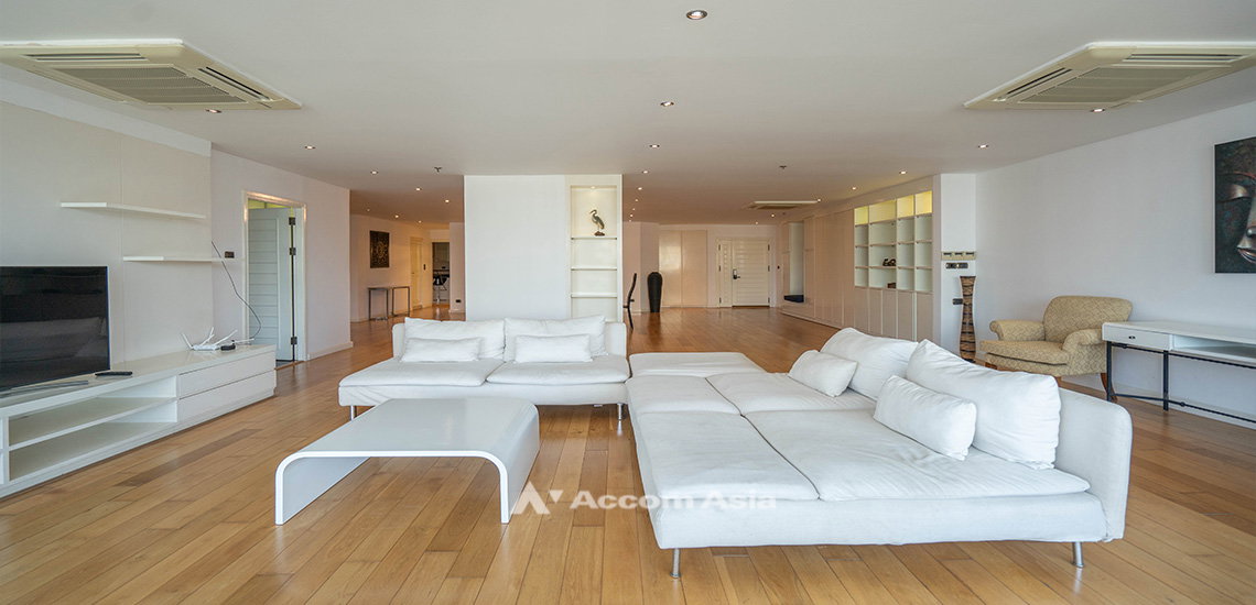 picture 🔼🔽 AccomA 📩 Modern light-toned condo with open terrace and built-in walk-in closet (21358) - 1/17