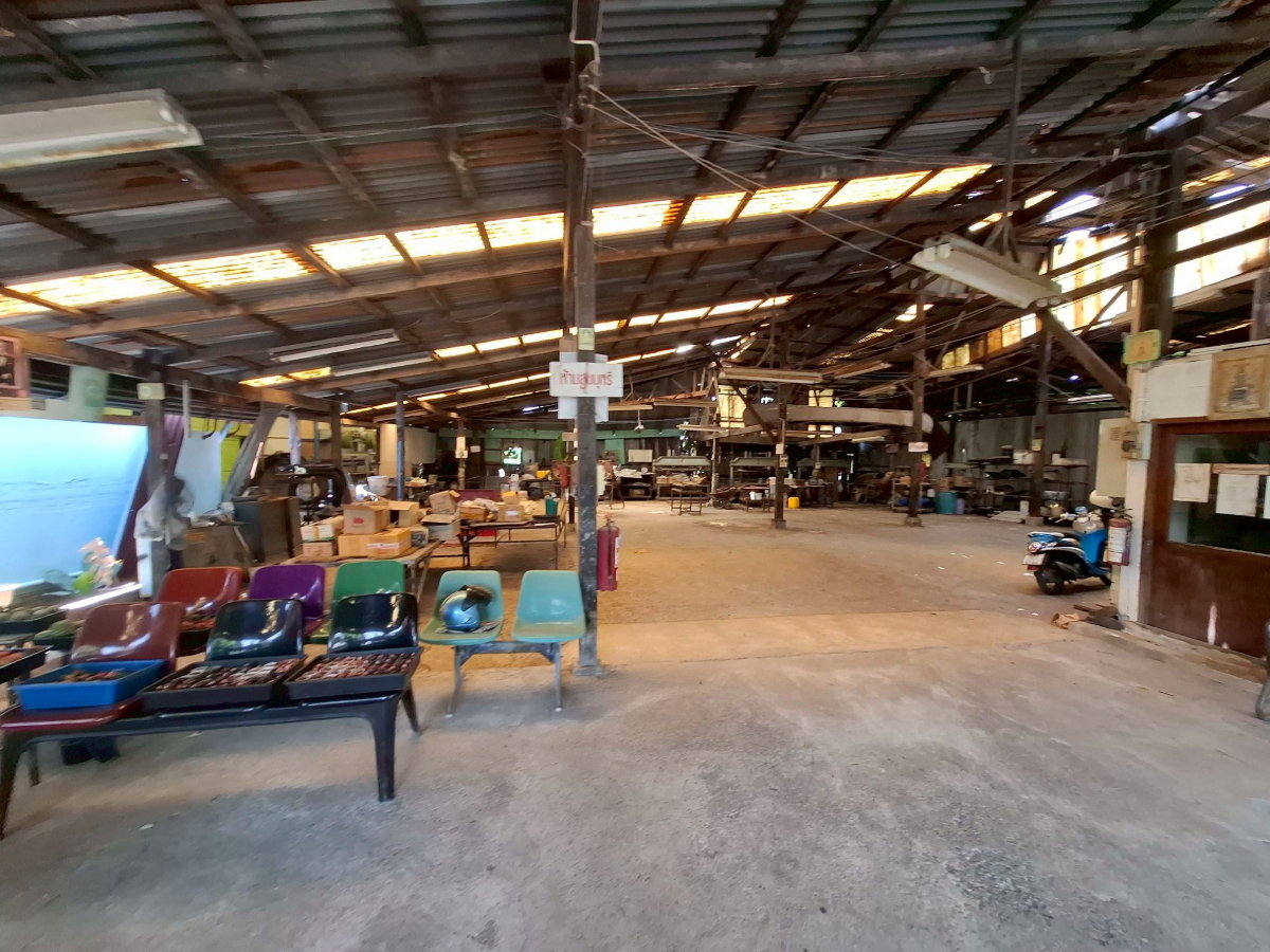 รูป อาคารโกดัง พร้อมสิ่งปลูกสร้าง ไกล้ BTS สายสีเขียว (สถานีปากน้ำ) เทศบาลนครสมุทรปราการ ตำบลปากน้ำ สมุทรปราการ ⚡ราคา 18,500,000 บาท⚡ - รูปที่ 36/49