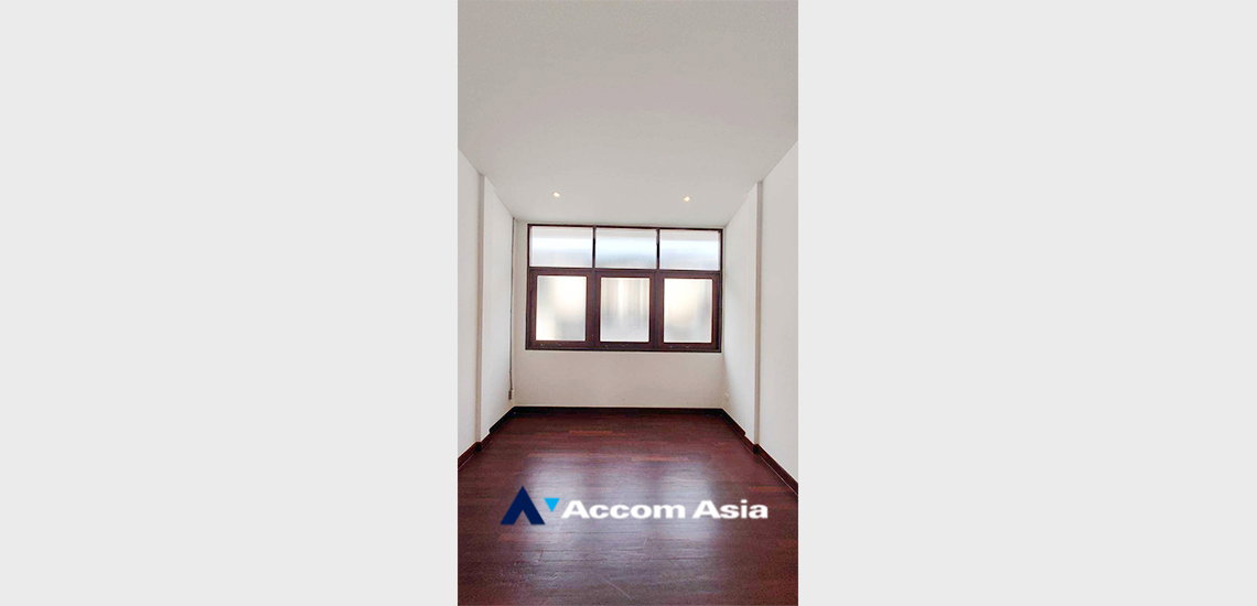 picture 🔼🔽 AccomA 📩 Home Office,Fully Furnished 3 BR House in (110109) - 7/10