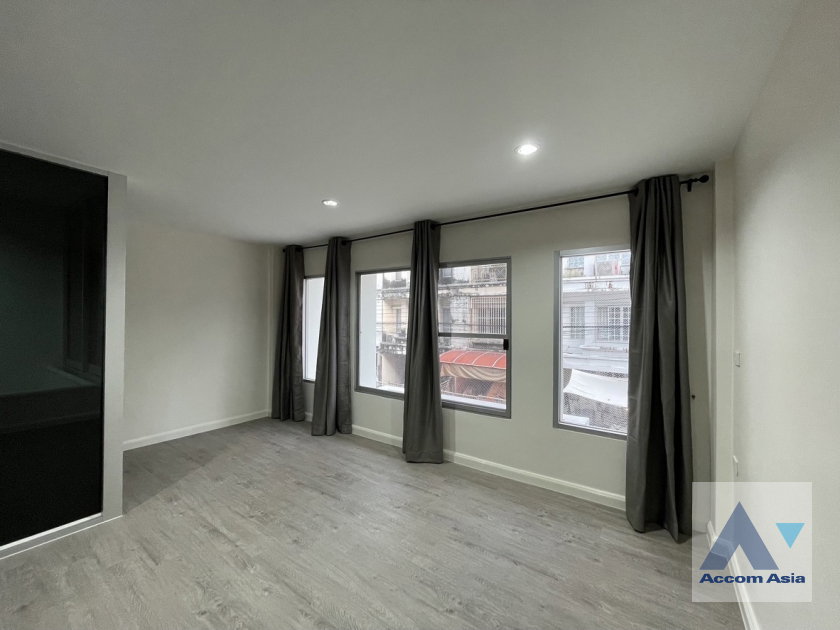 รูป 🔼🔽 AccomA 📩  3 BR Townhouse in Suan Luang (AA43093) - รูปที่ 8/20