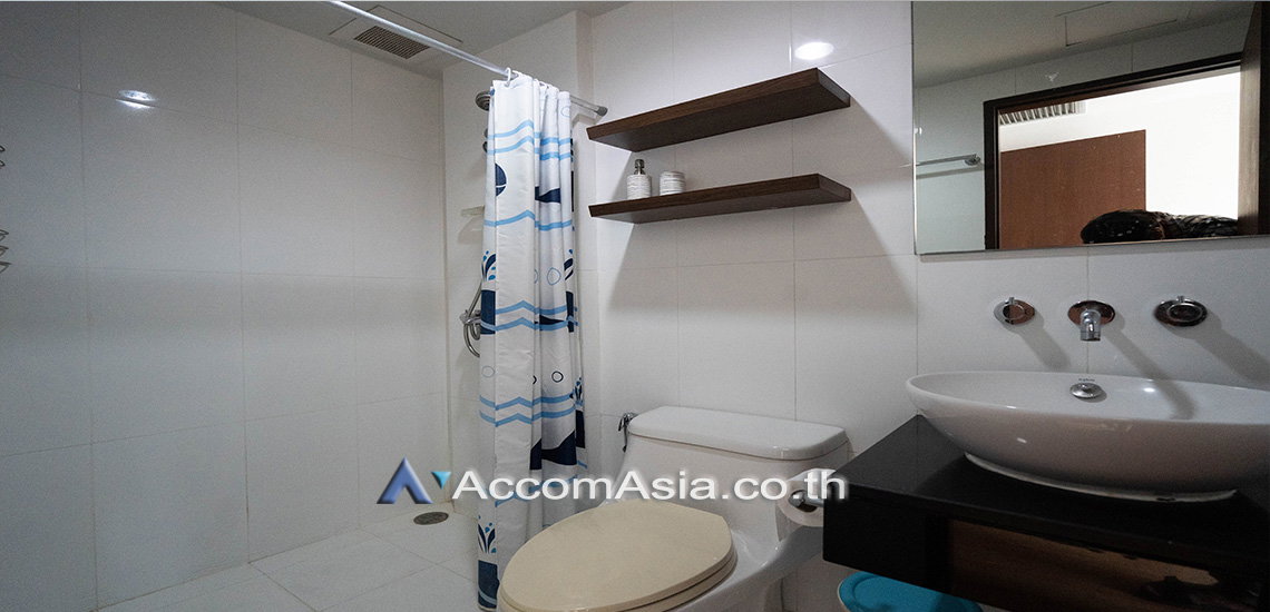 รูป 🔼🔽 AccomA 📩  2 BR Condominium @Urbana Langsuan (21388) - รูปที่ 8/9
