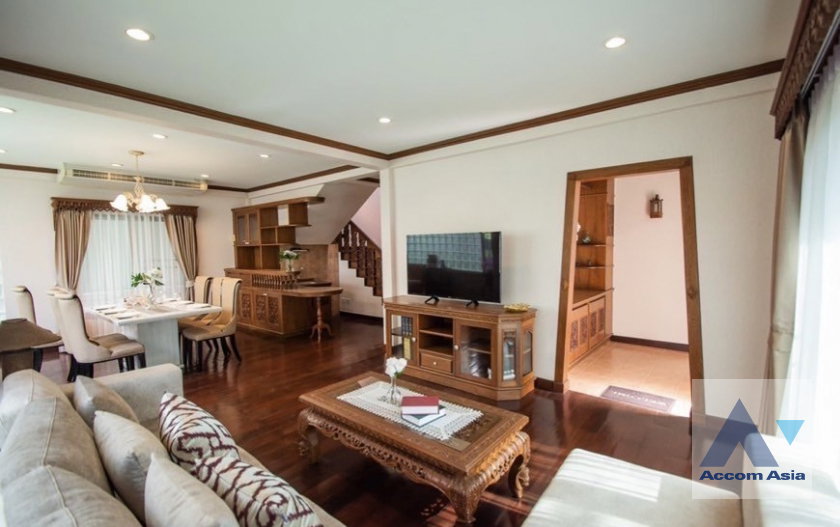 รูป 🔼🔽 AccomA 📩 Elegant house with wood interiors and lush surroundings (AA44299) - รูปที่ 2/12