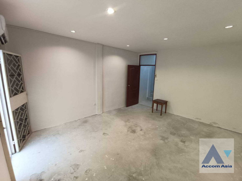 รูป 🔼🔽 AccomA 📩  4 BR House in Khlong Toei (2513892) - รูปที่ 20/20