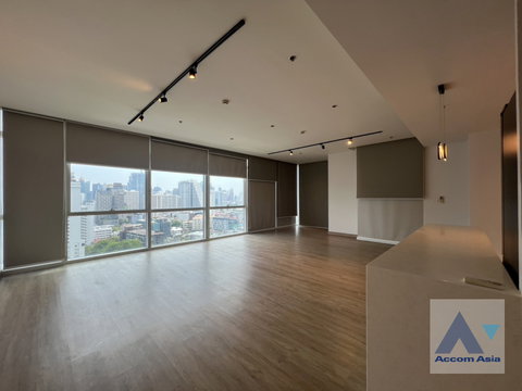 🔼🔽 AccomA 📩  4 BR Condominium @Athenee Residence (AA45830)