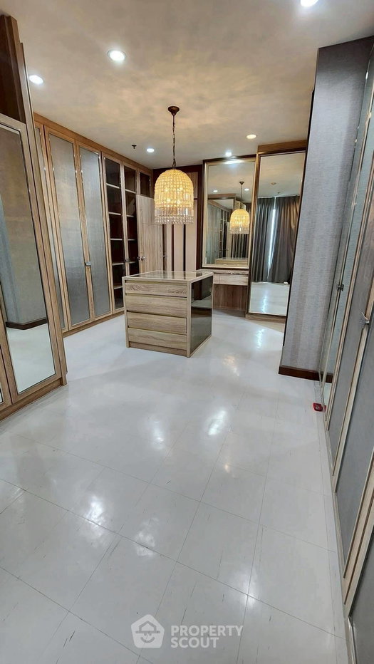 picture 2-BR Condo at Villa Asoke near MRT Phetchaburi (ID 2772057) - 6/10
