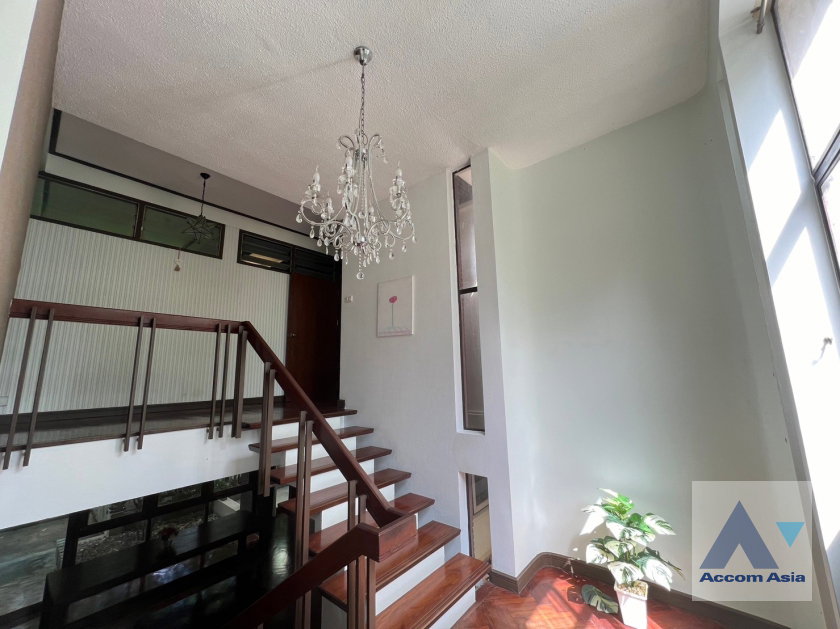 รูป 🔼🔽 AccomA 📩 Modern family home with garden space in Sukhumvit (AA38011) - รูปที่ 12/19