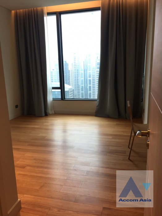 รูป 🔼🔽 AccomA 📩  2 BR Condominium @Sindhorn Residence (AA20458) - รูปที่ 9/17