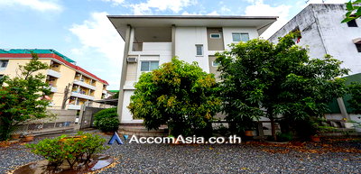 Houses for rent Bangna Commercial College : 🔼🔽 AccomA 📩 Home Office 3 BR House in Bang Chak (AA14167)