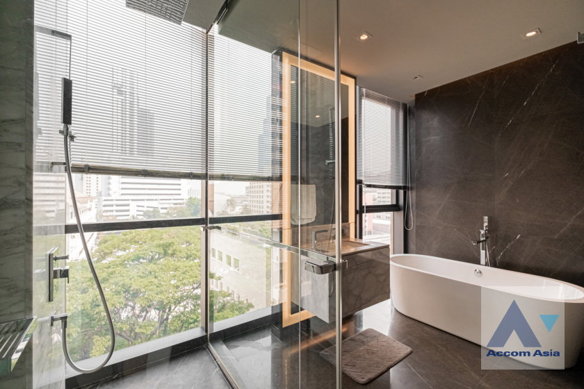 รูป 🔼🔽 AccomA 📩 Stylish condominium with bold interiors and modern comforts (AA39282) - รูปที่ 9/14