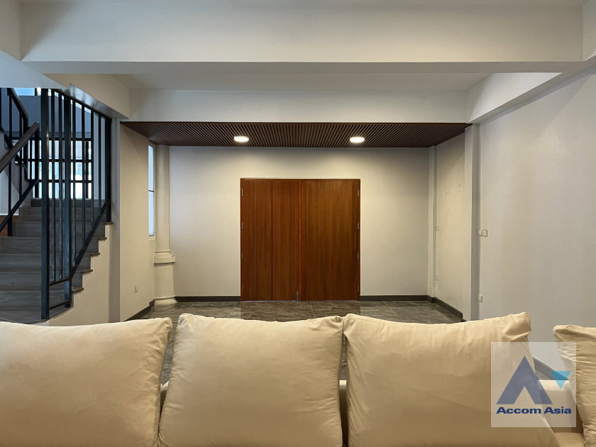 รูป 🔼🔽 AccomA 📩 Pet friendly,Home Office 5 BR Townhouse @ (AA44391) - รูปที่ 2/20