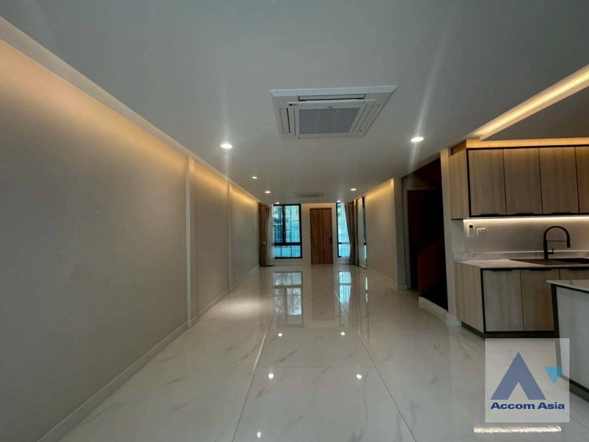 picture 🔼🔽 AccomA 📩 Pet friendly 3 BR Townhouse @KLANG Nivas (AA41767) - 3/20