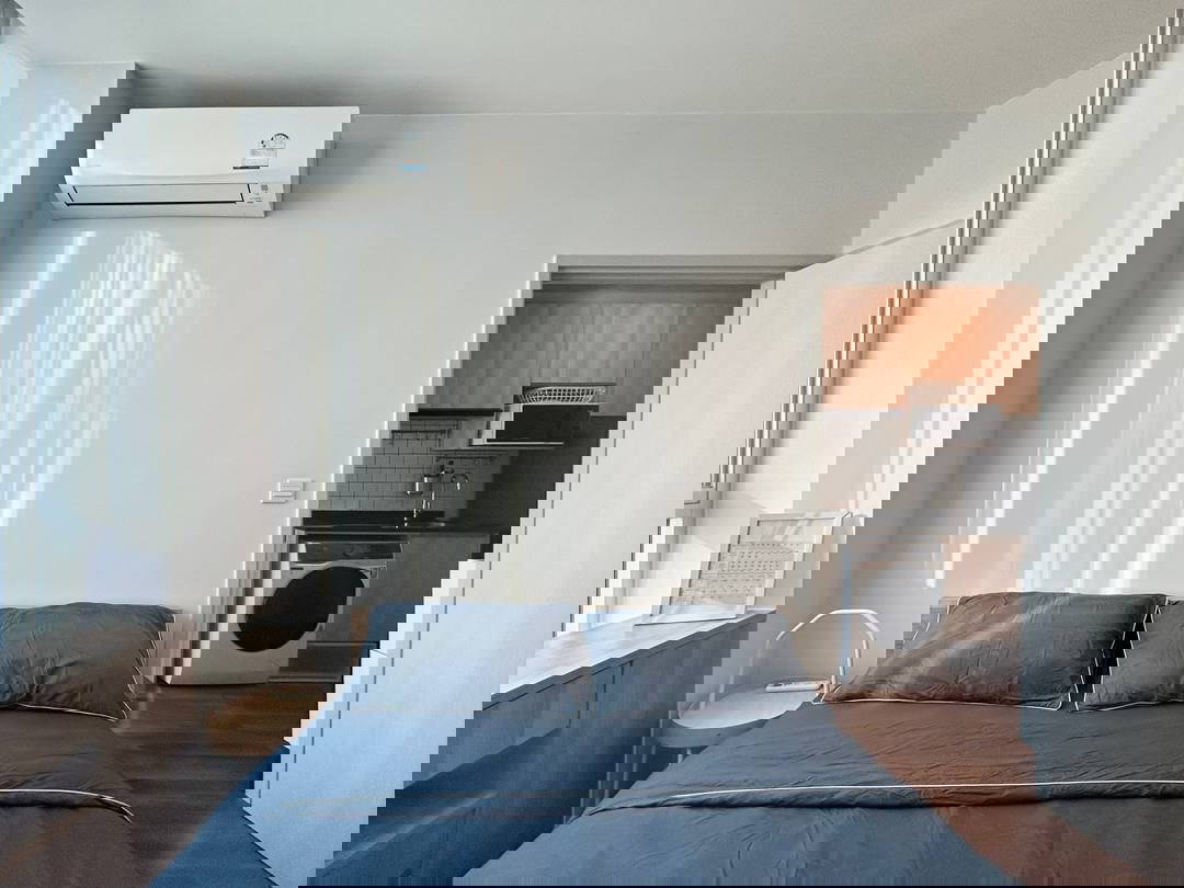 รูป ให้เช่า โนเบิล รีวอลฟ์ รัชดา 2 🍁 ใกล้ MRT ศูนย์วัฒนธรรม 🍁 เฟอร์นิเจอร์ครบ ลากกระเป๋าเข้าอยู่ได้เลย 🍁 ค่าเช่า 16,500  เท่านั้น🍁 ห้องแต่งสวยมาก  - รูปที่ 11/12