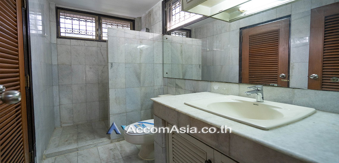 รูป 🔼🔽 AccomA 📩 Home Office 3 BR House in Khlong Toei Nuea (AA24422) - รูปที่ 15/18