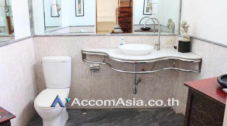 picture 🔼🔽 AccomA 📩  5 BR Townhouse in Khlong Toei Nuea (2514039) - 6/9