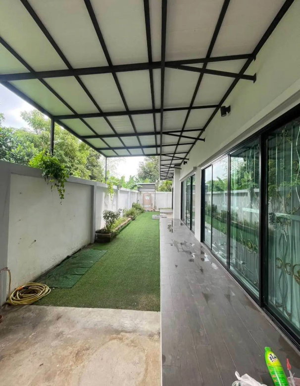 picture For rent Single house 2.5 stories 4 bed 4 bath at Chimplee6/1 - 5/15