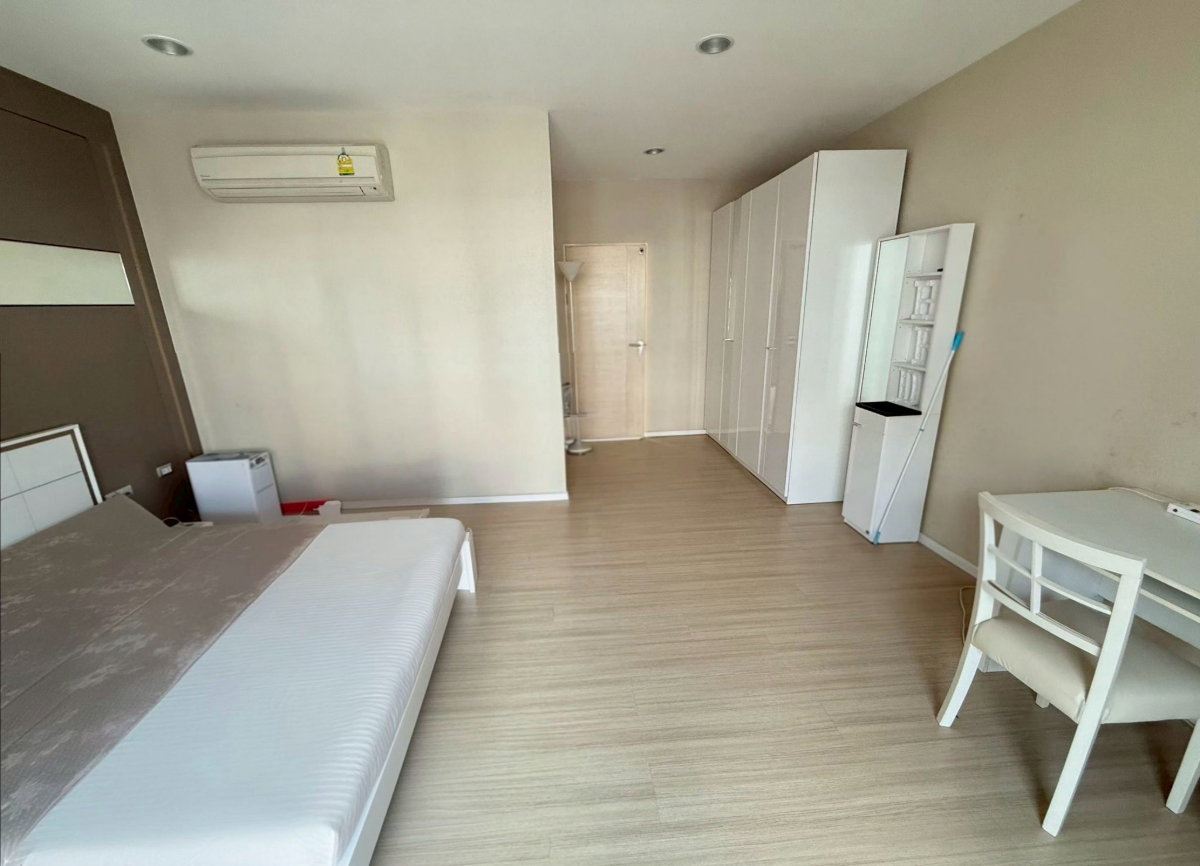 รูป HR3363ให้เช่าทาวน์โฮม 3 ชั้น "บ้านกลางเมือง เกษตร–นวมินทร์ หลังมุม พื้นที่ข้างบ้านกว้าง โปร่งสบาย - รูปที่ 11/17