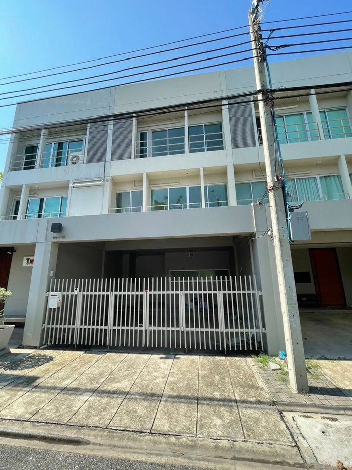 รูป ให้เช่าทาวน์โฮม 3 ชั้น : โนเบิล คิวบ์ พัฒนาการ ใกล้ The Nine พระราม 9 - รูปที่ 1/13