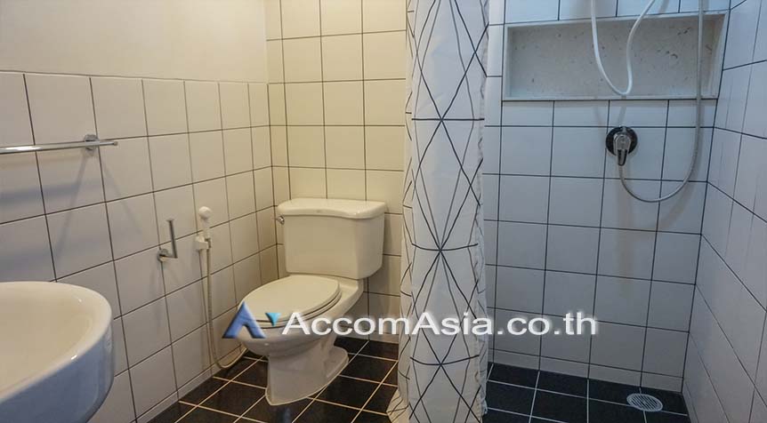picture 🔼🔽 AccomA 📩 Pet friendly,Home Office 4 BR Townhouse in Khlong Tan Nuea (AA27057) - 11/15