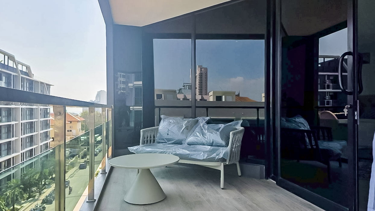 รูป Condo for Sale Tropicana Condotel Pratumnak Spacious Layout - รูปที่ 14/16