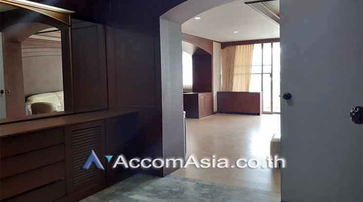 picture 🔼🔽 AccomA 📩 Pet friendly 3 BR Condominium @Karuehart Thongthip (AA25464) - 5/11