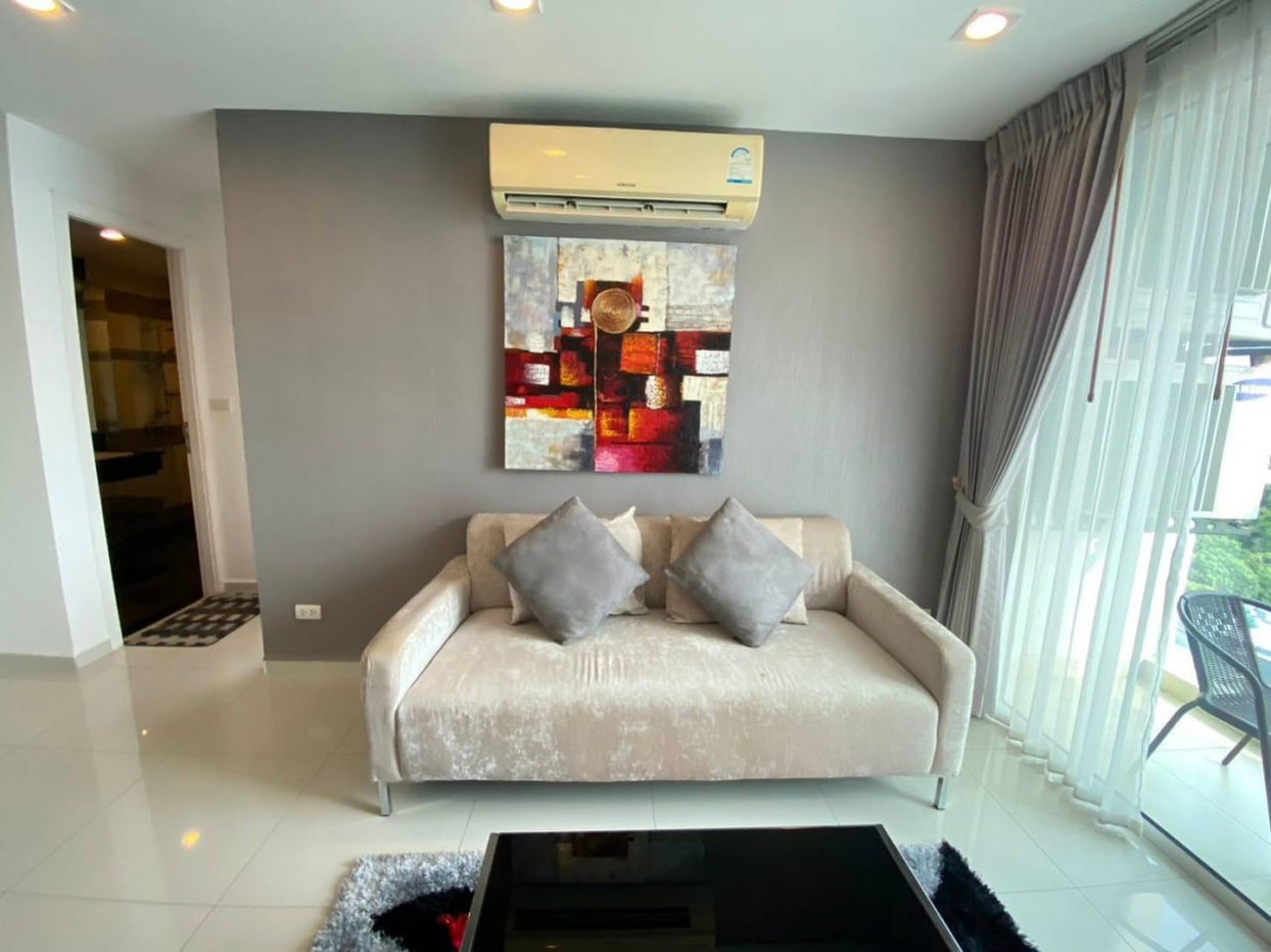 รูป The Vision One Bedroom Unit for sale in Pratumnak - รูปที่ 2/10
