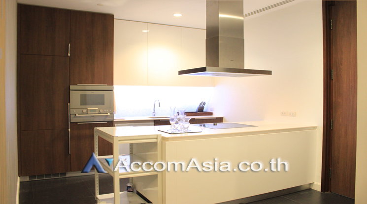 รูป 🔼🔽 AccomA 📩 185 Rajadamri Condominium Prime  Location Condo With 2 Bedrooms Walk To  BTS Ratchadamri - รูปที่ 6/13
