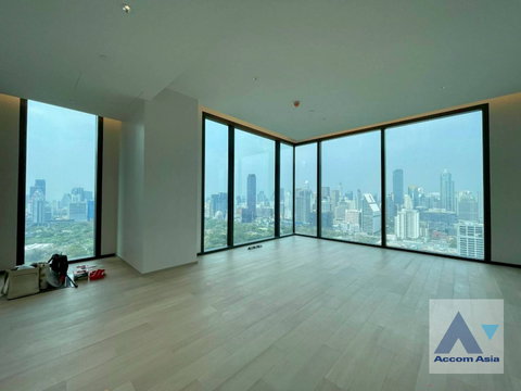 🔼🔽 AccomA 📩 Fully Furnished 3 BR Condominium @ONE Bangkok (AA45944)