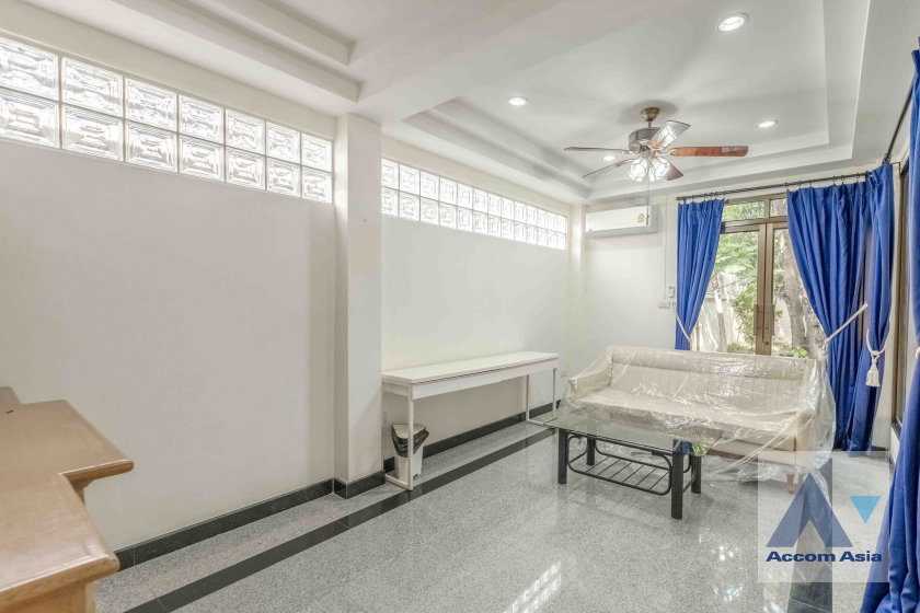 picture 🔼🔽 AccomA 📩 Pet friendly 4 BR House in Bang Chak (AA36596) - 9/20