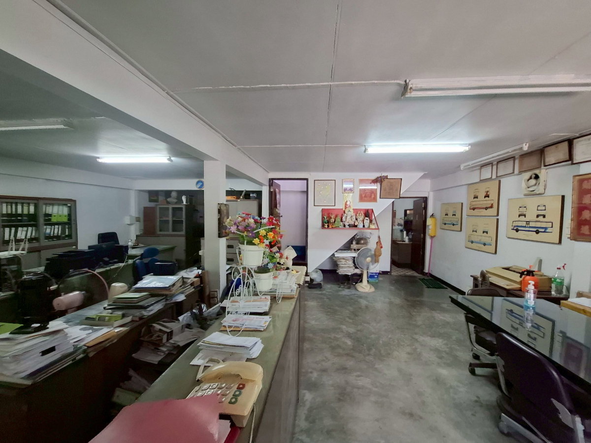 รูป อาคารโกดัง พร้อมสิ่งปลูกสร้าง ไกล้ BTS สายสีเขียว (สถานีปากน้ำ) เทศบาลนครสมุทรปราการ ตำบลปากน้ำ สมุทรปราการ ⚡ราคา 18,500,000 บาท⚡ - รูปที่ 47/49